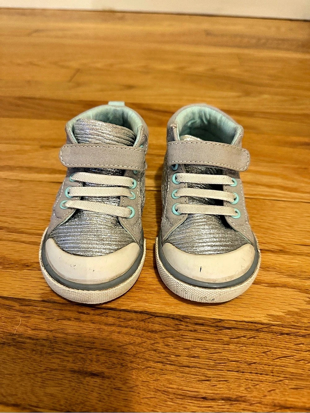 See Kai Run Girls High Top Sneakers Silver Girls US 6